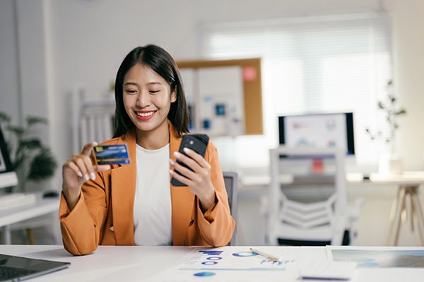 Hamilton Horizons Mobile Banking